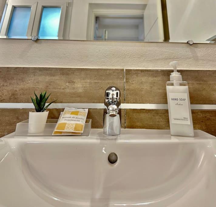 Ferienwohnung Near Train Station Luxury House 5 Beds Bergamo Exterior foto
