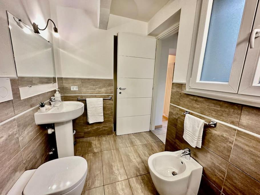 Ferienwohnung Near Train Station Luxury House 5 Beds Bergamo Exterior foto